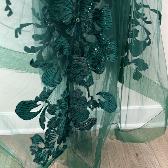 JOVANI Women Sequin Sleeveless Long Olive Oil Evening Gown Size 14 - Picture 7 of 14